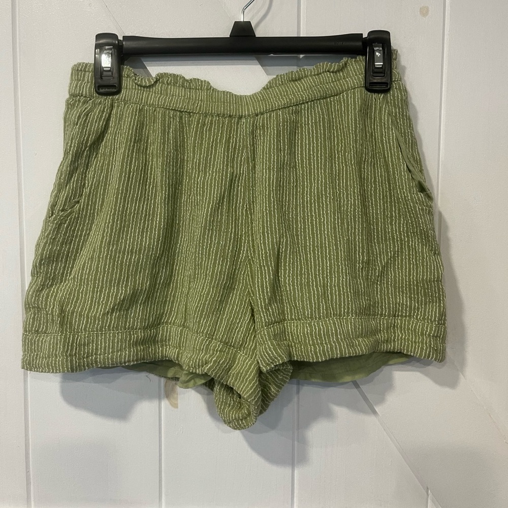 Billabong High Waist Green Shorts Relaxed Fit